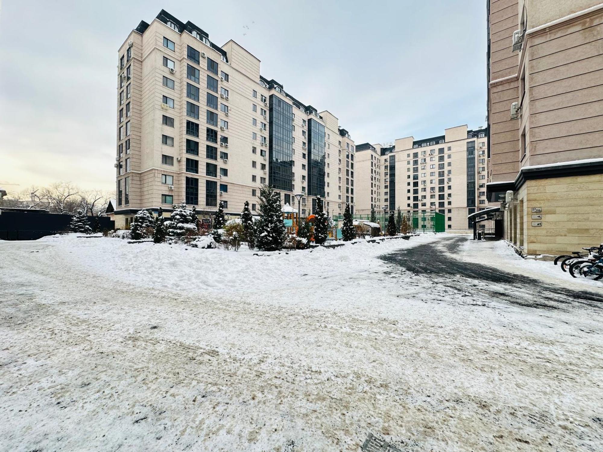 شقة Vostochnyi Park Apartament In The Center Of الماتي المظهر الخارجي الصورة